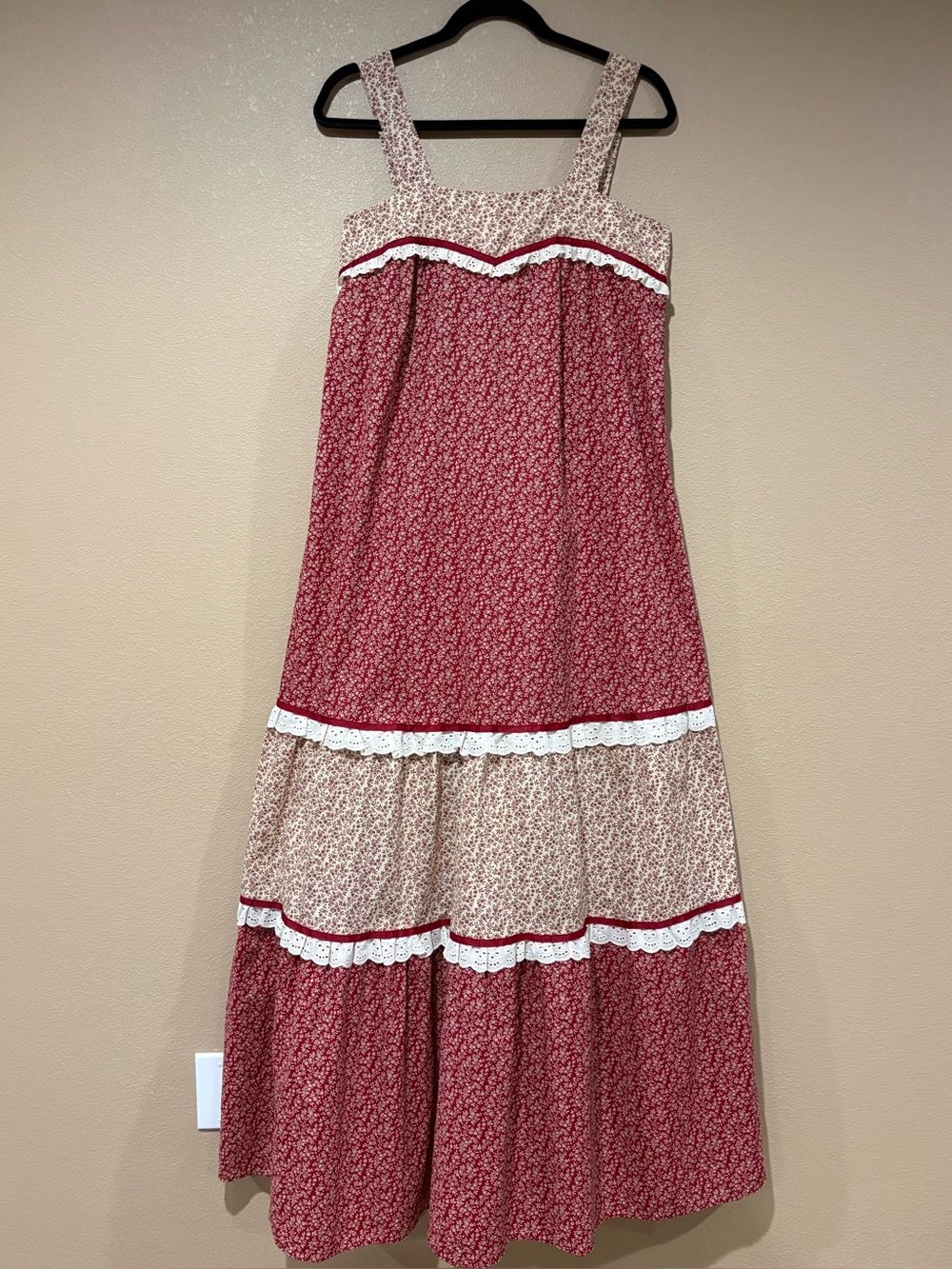 Vintage 70s Nalii Womens Maxi Sundress sz 13 Tiered Prairie Maroon/Cream Calico